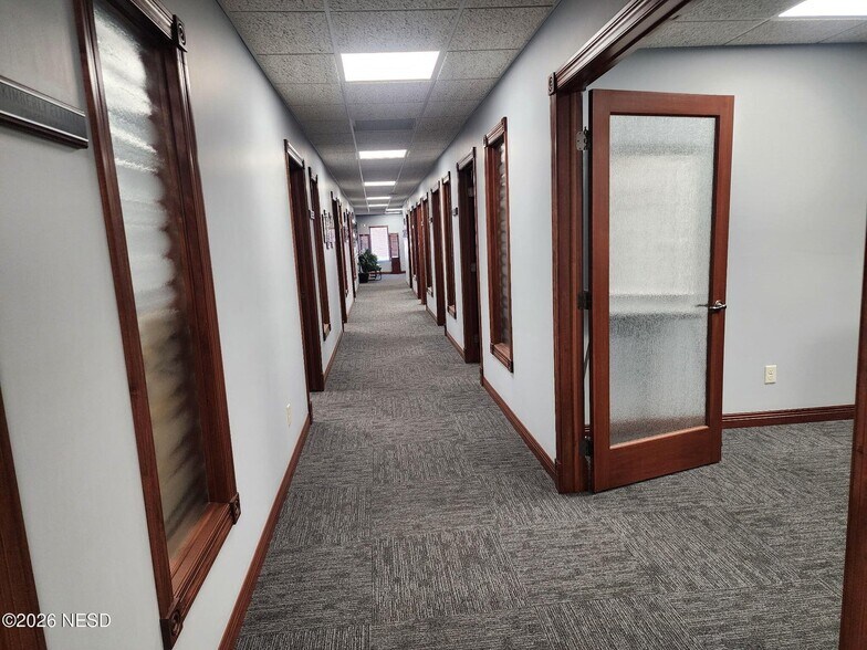 More Photos Of 8 2nd St SE, Watertown Office For Sale