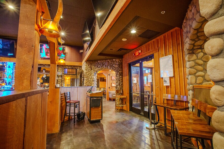 More Photos Of 891 De Marco Dr, Henderson Restaurant For Lease