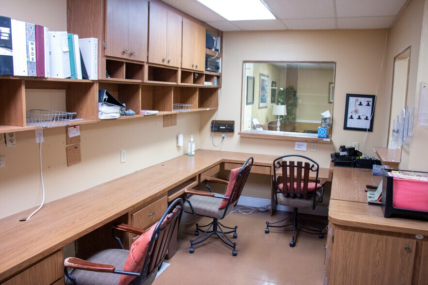 More Photos Of 2215 Nebraska Ave, Fort Pierce Medical For Lease