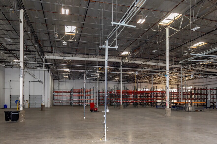 More Photos Of 10730 Bell Ct, Rancho Cucamonga Warehouse For Lease