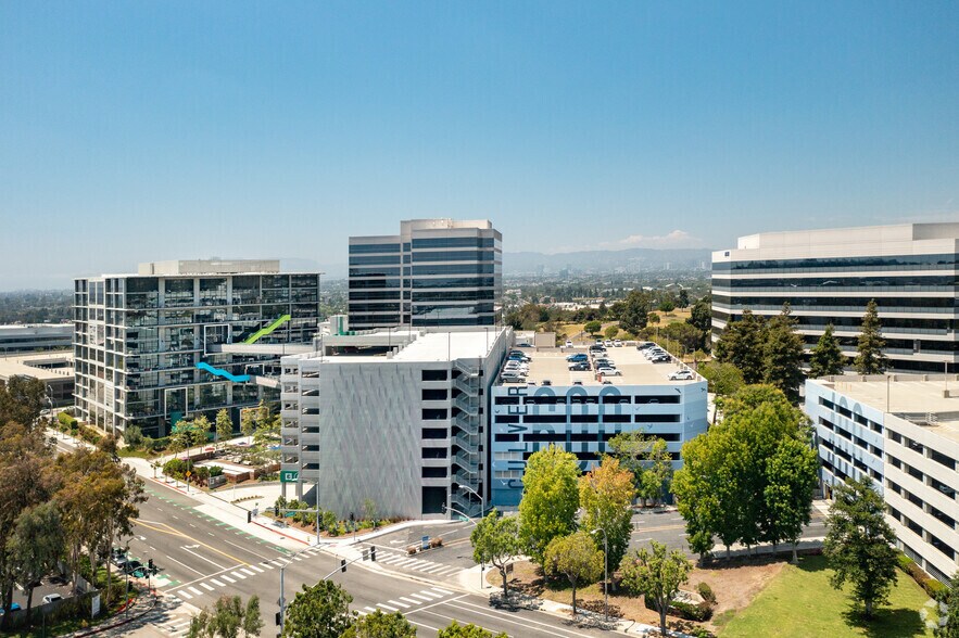 More Photos Of 400 Corporate Pointe, Culver City Loft Creative Space For Lease