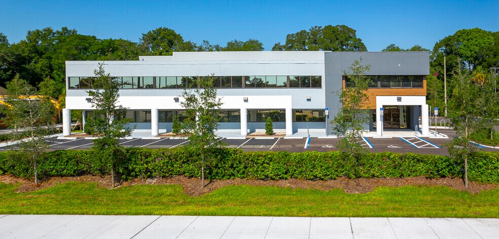 More Photos Of 140 N Westmonte Dr, Altamonte Springs Medical For Sale