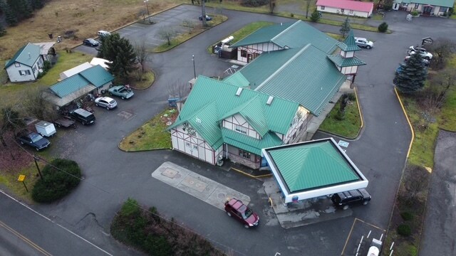 More Photos Of 7797 Silver Lake Rd, Maple Falls Service Station For Sale