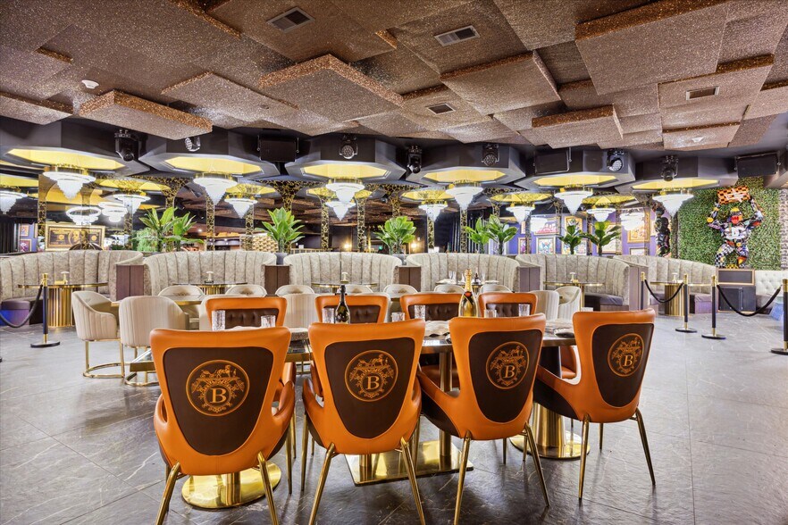 More Photos Of 2154 Bridge St, Philadelphia General Retail For Sale