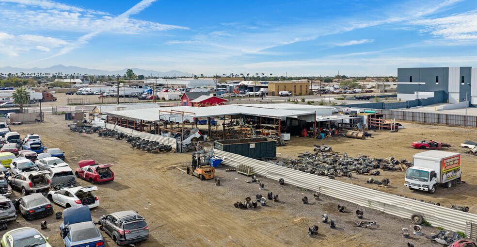 More Photos Of 6424 W Orangewood Ave, Glendale Contractor Storage Yard For Lease