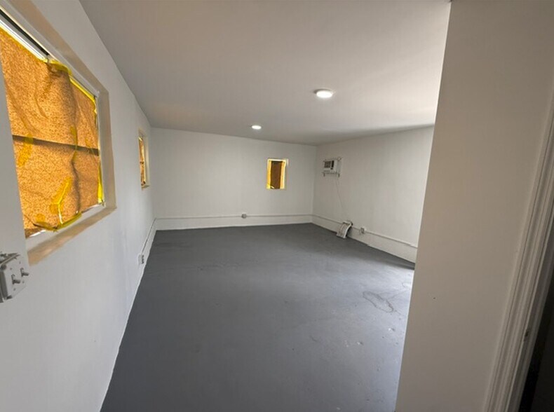 More Photos Of 14041 NW 20th Ave, Opa-locka Warehouse For Lease