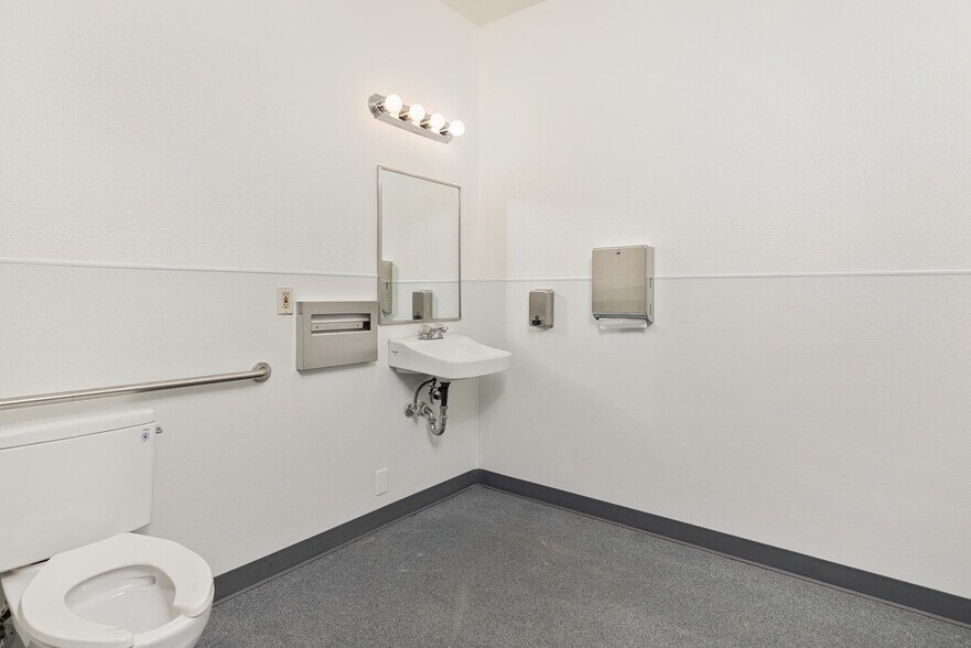 More Photos Of 164 Camino Oruga, Napa Warehouse For Lease