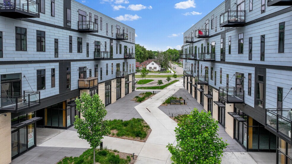 More Photos Of 1060 Centerpoint Dr, Stevens Point Apartments For Lease