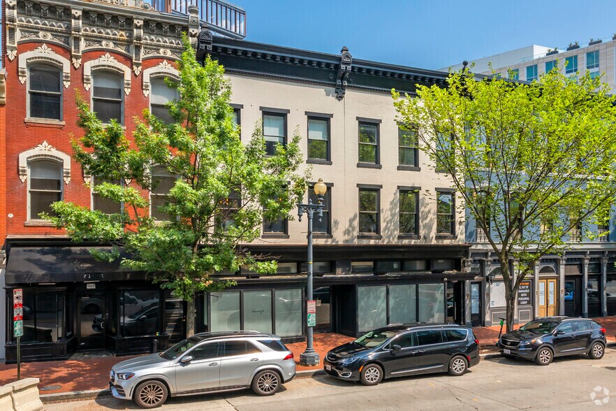 More Photos Of 1015 7th St NW, Washington Storefront Retail Office For Lease