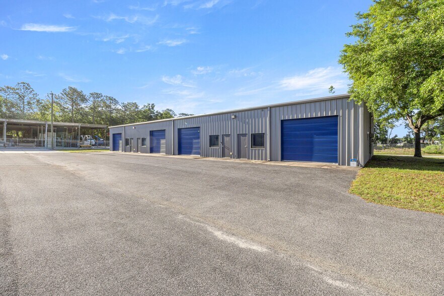 More Photos Of 4377 SW 35th St, Ocala Warehouse For Lease
