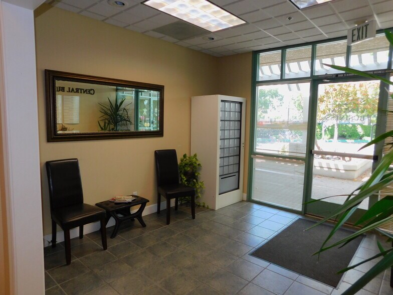 More Photos Of 1210 Central Blvd, Brentwood Office For Lease
