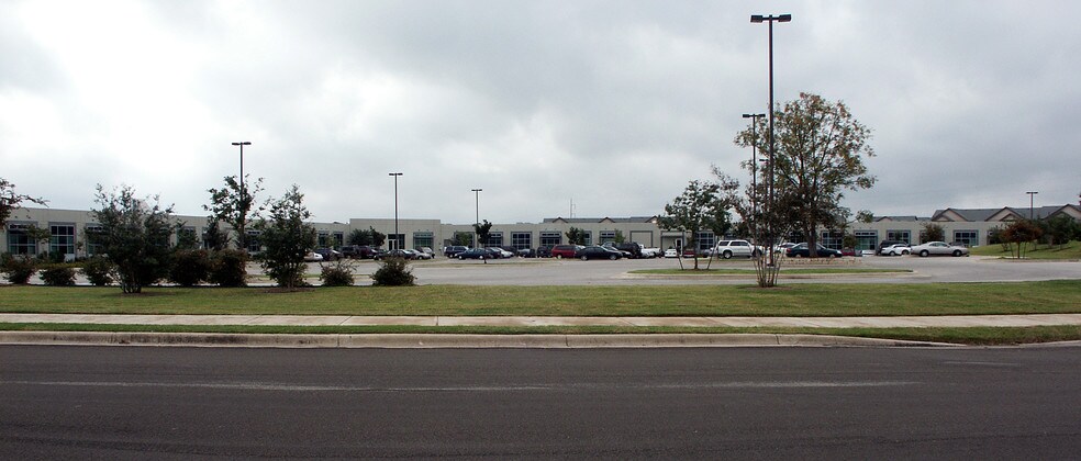 More Photos Of 12708 Riata Vista Cir, Austin Office For Lease