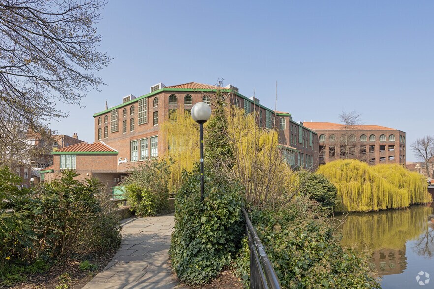 More Photos Of Coppergate, York General Retail For Sale