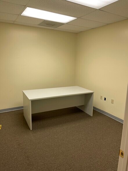 More Photos Of 2536 Carrollton Villa Rica Hwy, Carrollton Office For Lease