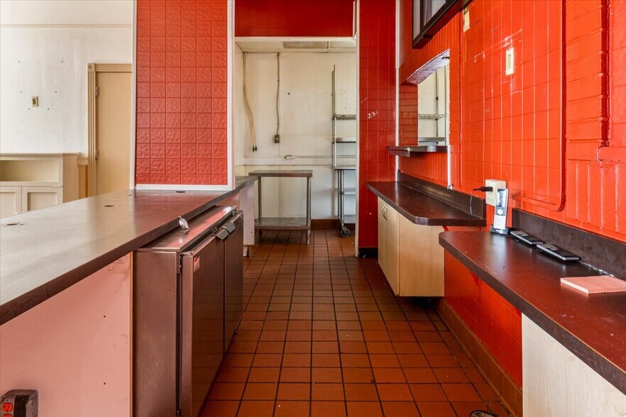 More Photos Of 4711 E National Rd, Richmond Fast Food For Sale