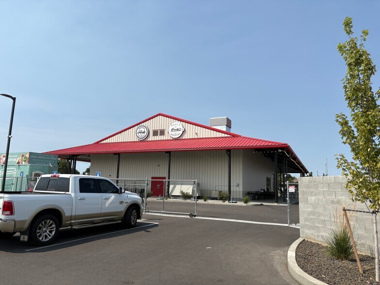 More Photos Of 6120 Burden Blvd, Pasco Fast Food For Sale