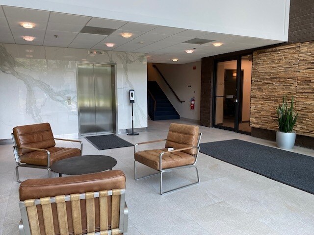 More Photos Of 107 Audubon Rd, Wakefield Office For Lease