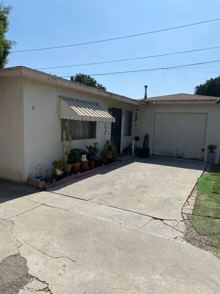More Photos Of 6624 Flora Ave, Bell Apartments For Sale