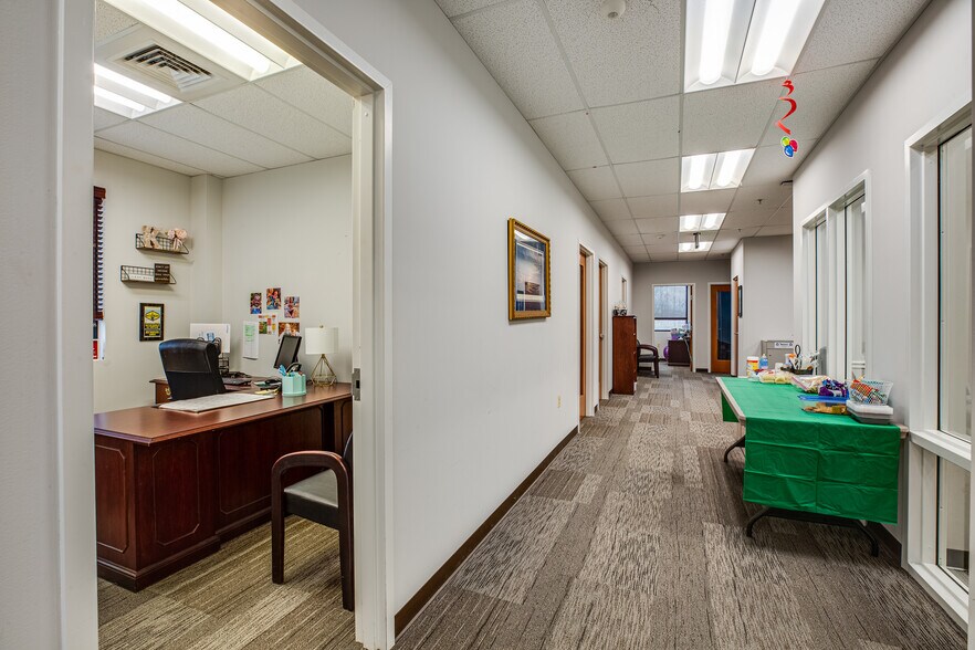 More Photos Of 2050 Gordon W Shelton Blvd, Fredericksburg Office For Lease