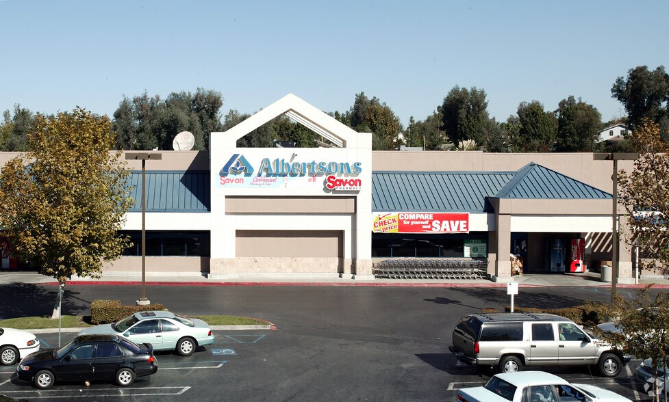 More Photos Of 30250-30690 Rancho California Rd, Temecula Unknown For Lease