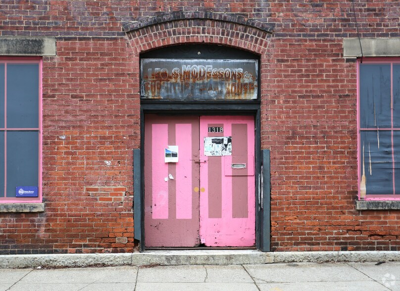 More Photos Of 1318 Clay St, Cincinnati Warehouse For Lease