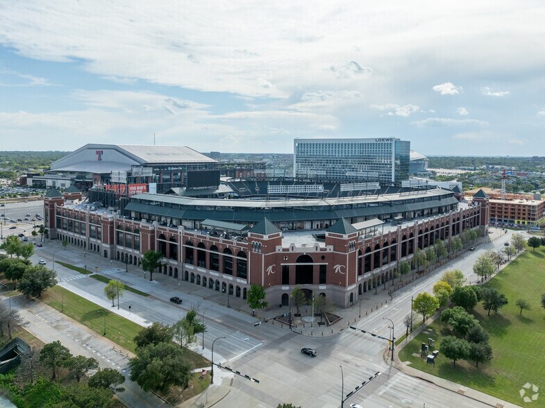 More Photos Of 1000 Ballpark Way, Arlington Office For Lease