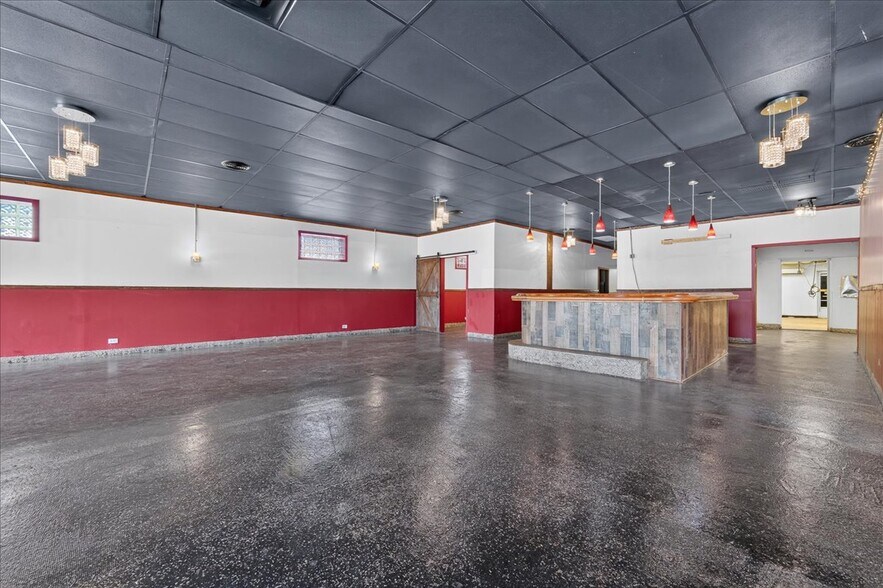 More Photos Of 26734 Michigan Ave, Inkster Freestanding For Sale