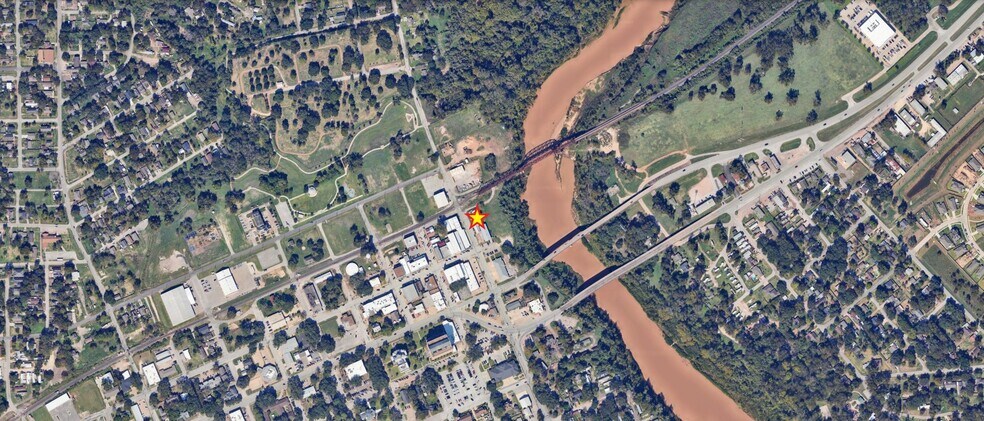 More Photos Of 105 S 2nd St, Richmond General Retail For Sale