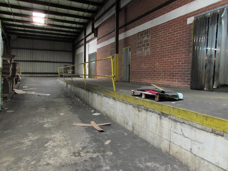 More Photos Of 710 Haines Ave, Waycross Warehouse For Sale
