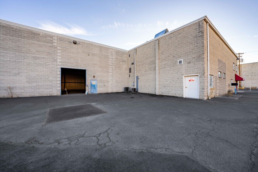 More Photos Of 619 S Fir St, Medford Refrigeration Cold Storage For Sale