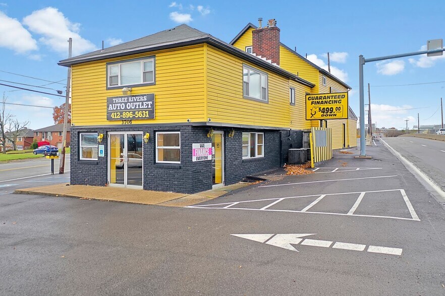 Primary Photo Of 3706-3710 Lebanon Church Rd, West Mifflin Auto Dealership For Lease