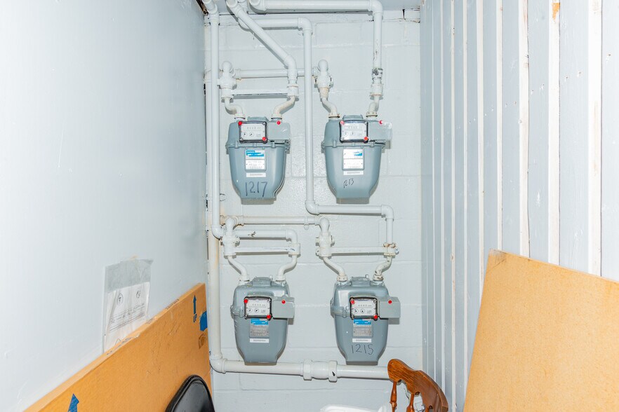 More Photos Of 1213 E Northern Pky, Baltimore Apartments For Sale