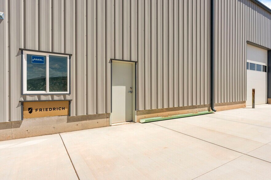 More Photos Of 276 N 3325 W, Cedar City Industrial For Lease