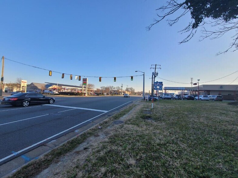 More Photos Of 5308 Brook Rd, Richmond Fast Food For Sale