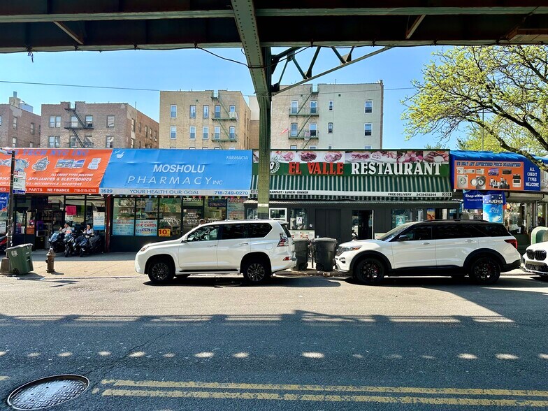 More Photos Of 3527-3537 Jerome Ave, Bronx Storefront For Sale