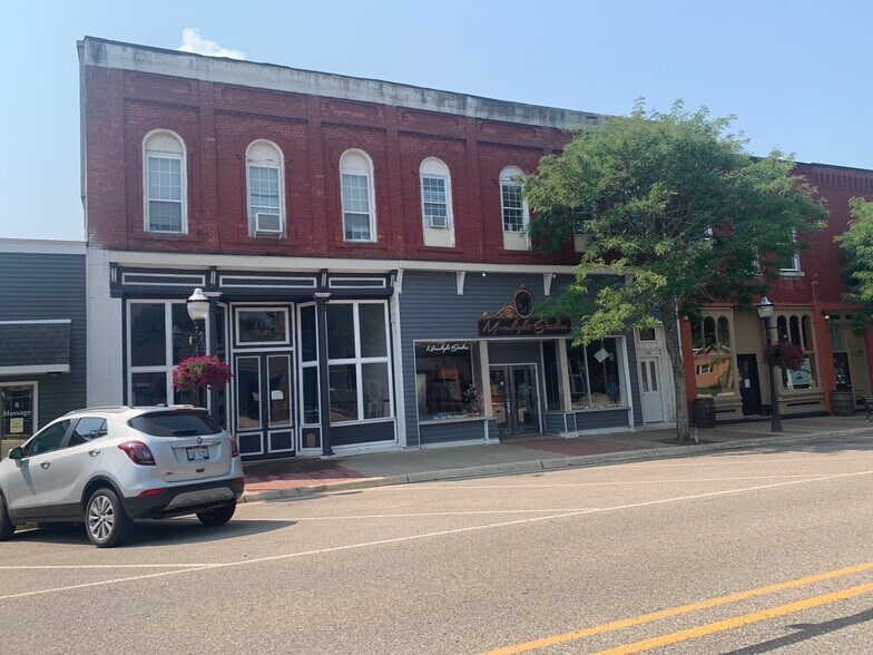 More Photos Of 108-112 E Main St, Vernon Storefront Retail Residential For Lease