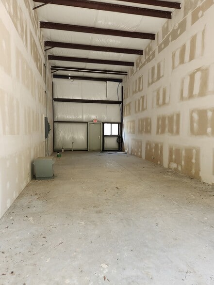 More Photos Of 19103 Continental Pky, Humble Unknown For Lease