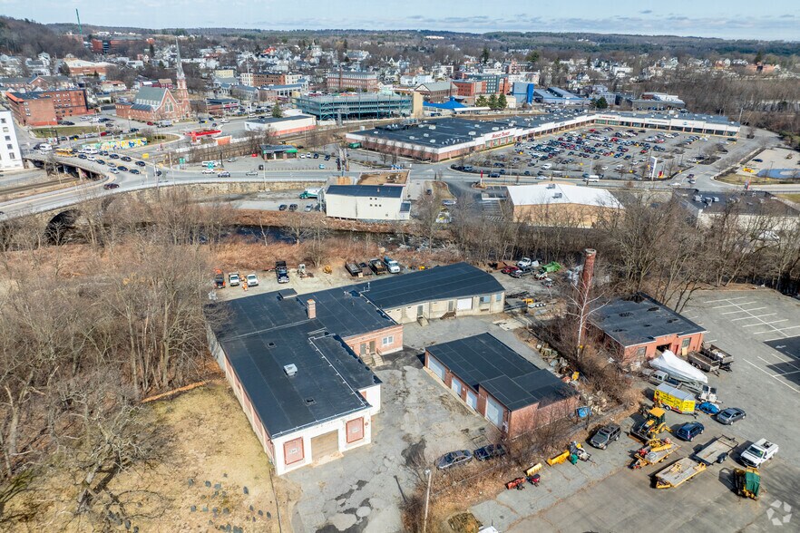 More Photos Of 75 Walnut St, Fitchburg Warehouse For Sale