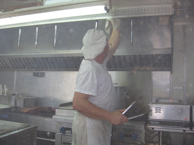 More Photos Of 4914 S Macdill Ave, Tampa Restaurant For Lease