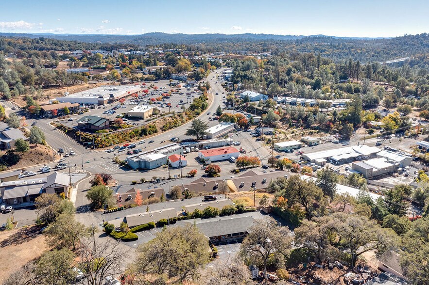 More Photos Of 2828 Easy St, Placerville Office For Lease
