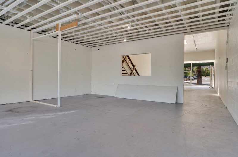 More Photos Of 462 S Palm Canyon Dr, Palm Springs Storefront Retail Office For Lease