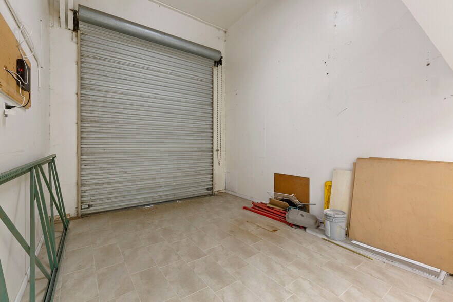 More Photos Of 4450 Enterprise St, Fremont Manufacturing For Sale