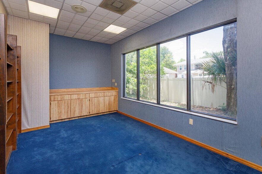More Photos Of 200 N Thornton Ave, Orlando Office For Sale