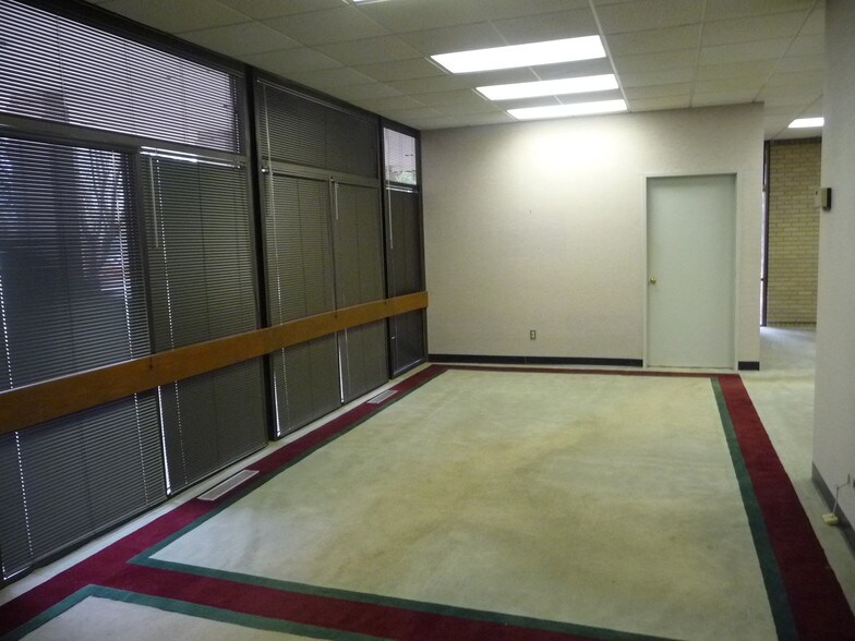 More Photos Of 130 Lexington Ln, Southern Pines Office For Lease
