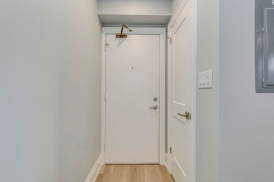 More Photos Of , Mississauga Multifamily For Sale