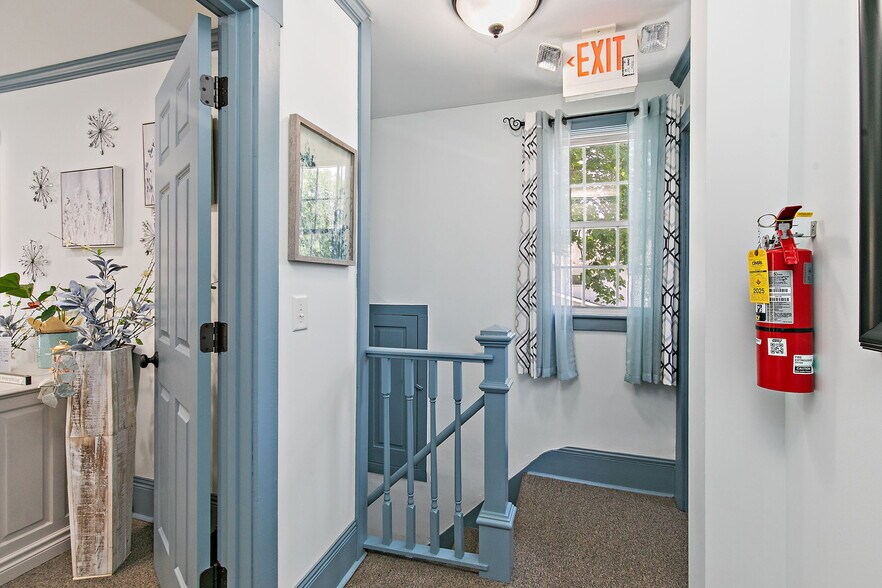More Photos Of 55 S Madison St, Oswego Office For Sale