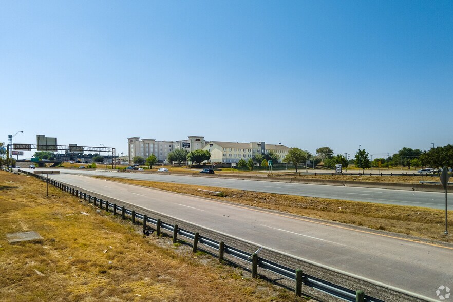 More Photos Of 6851 West Fwy, Fort Worth Hotel For Sale