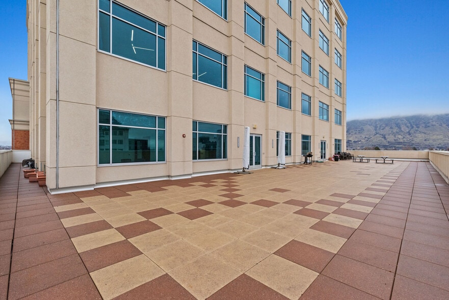 More Photos Of 180 N University Ave, Provo Office For Sale