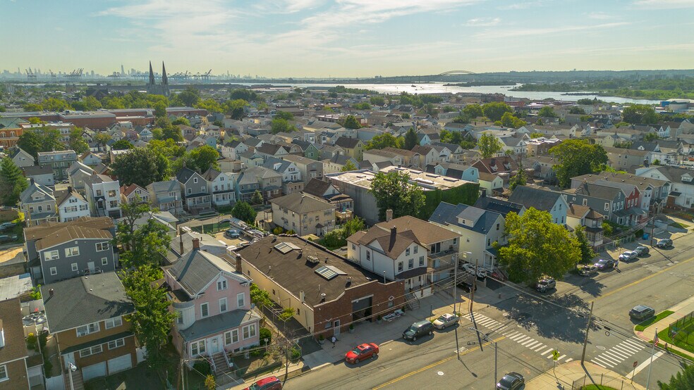 More Photos Of 245-247 Elizabeth Ave, Elizabeth Industrial For Lease