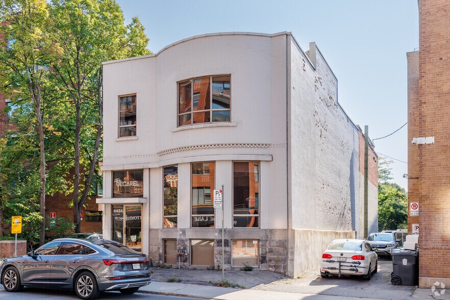 More Photos Of 4434 Rue Sainte-Catherine O, Westmount Loft Creative Space For Sale